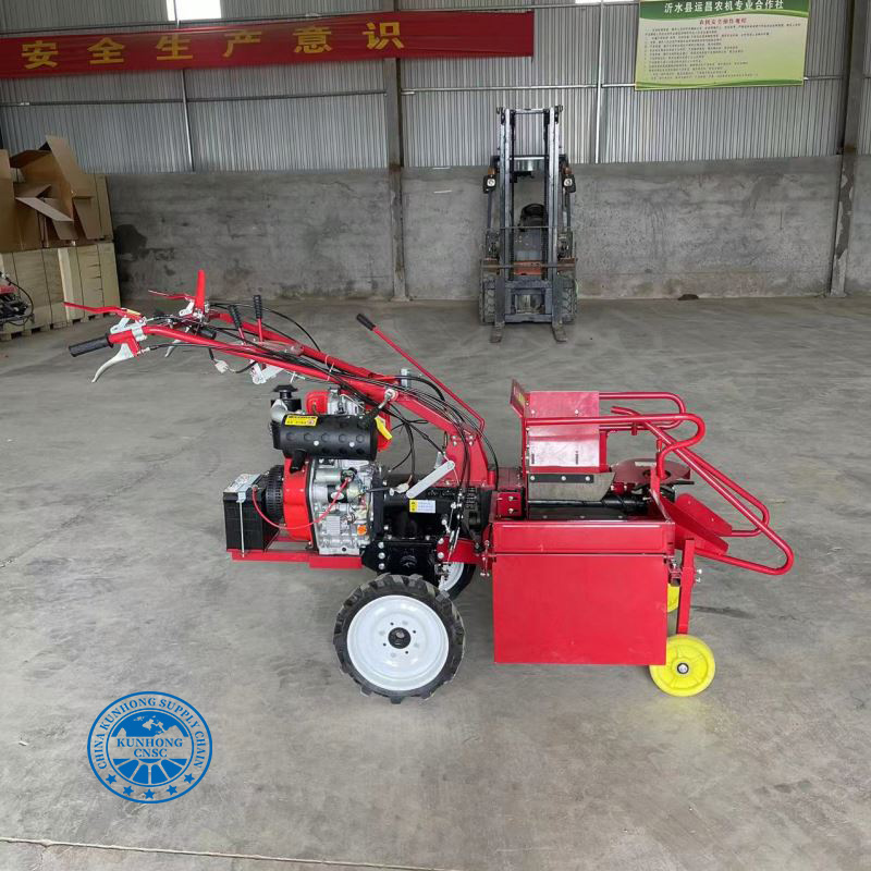 Hand Push Corn Picker Mini Combine Maize Corn Harvester Machine