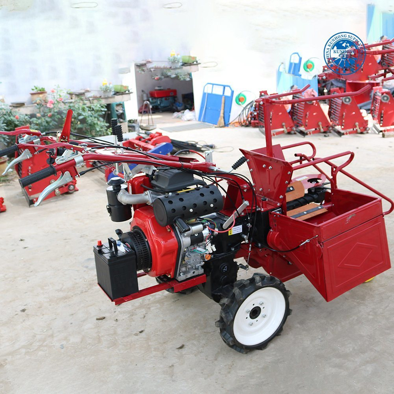 Diesel Engine Combine Small Maize Harvesting Picking Machine / Mini Maize Harvester Machine