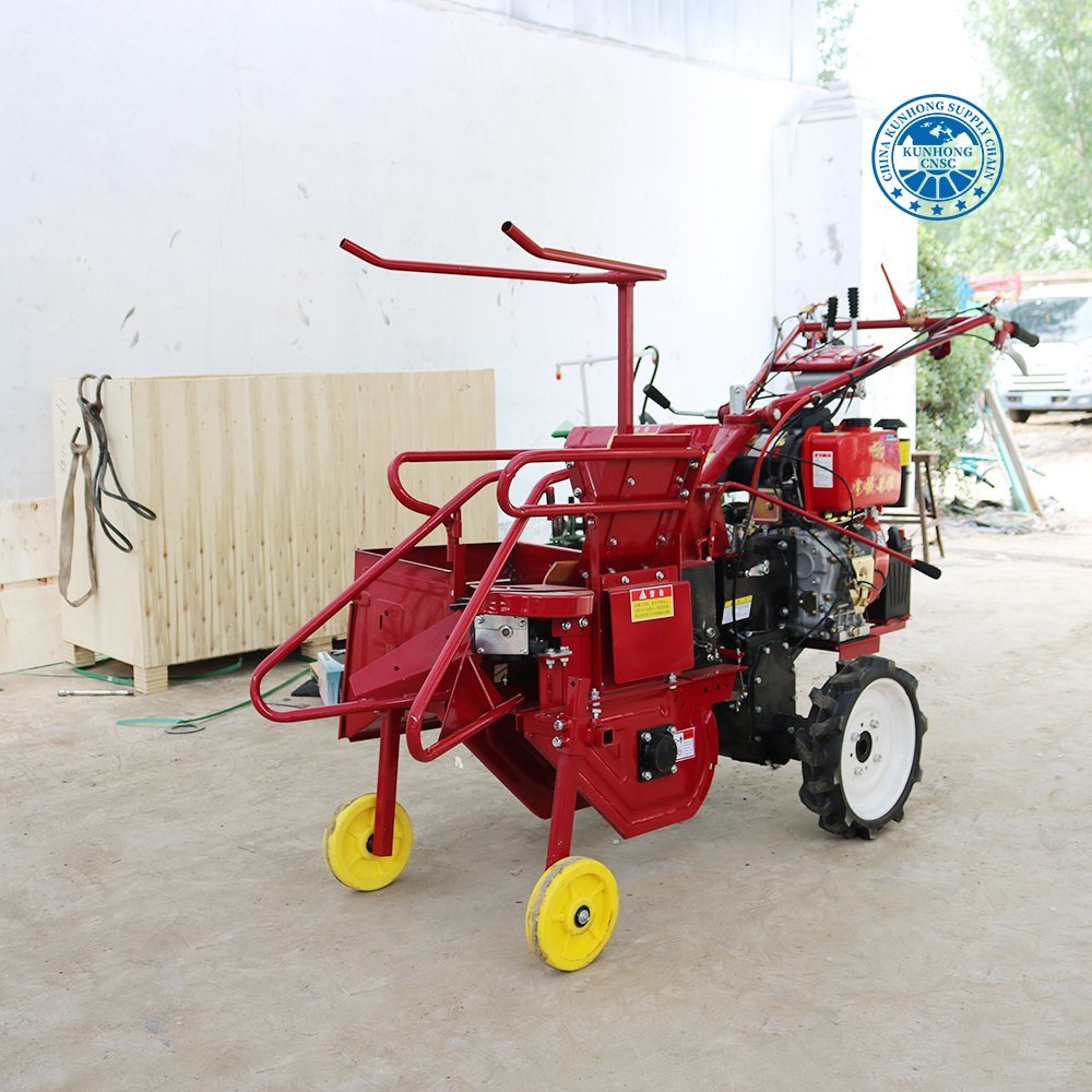 Mini Agriculture Machinery Tractor Corn Maize Harvester Machine