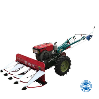 Self-Propelled Fodder Harvester for Alfalfa Forage Grass