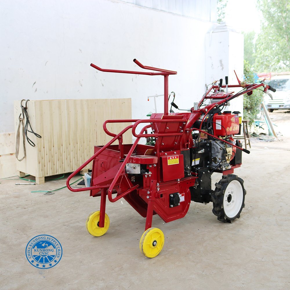 Mini Corn Combine Harvester for Sale Corn Reaper Machine Small Maize Harvester