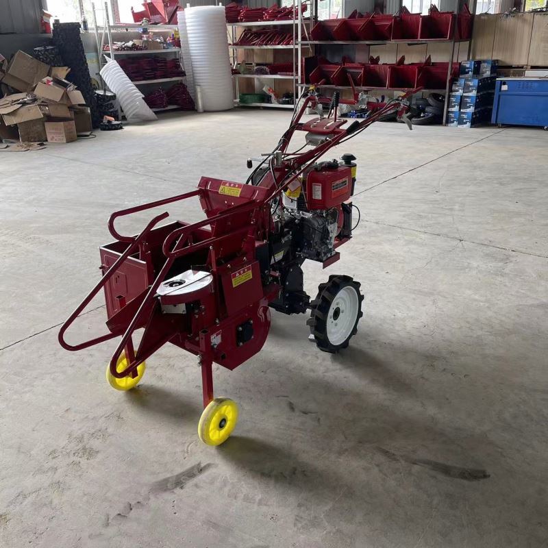 Hot Sale One Row Small Corn Combine Harvester Mini Maize Harvester