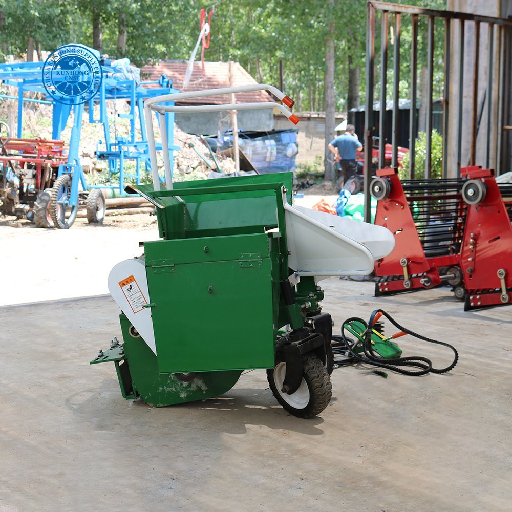 Self Propelled Hand Pushing Type Corn Harvester