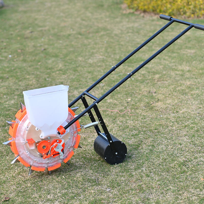 Potatoes, Peanuts, Soybeans and Tomatoes Grow Vegetables Using The Hand-Pushed Seeder