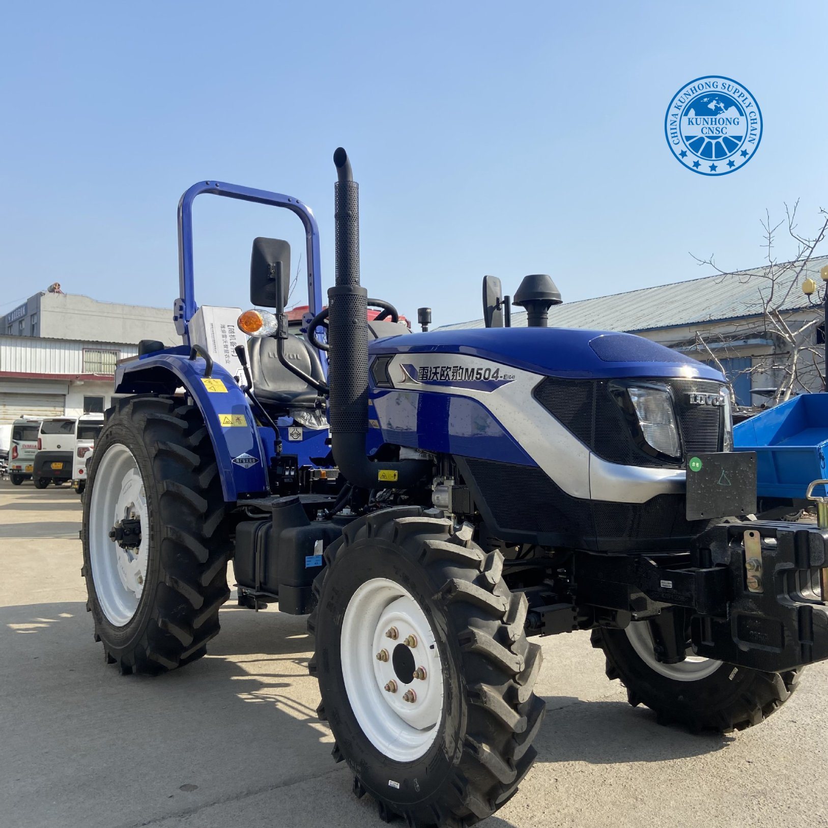 New Type Four Wheel Tractor, Multi-Function Garden Management Machine