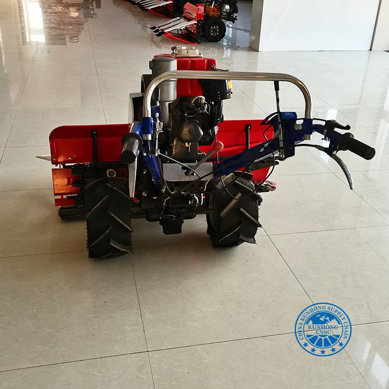 Electrical Starting Diesel Engine Powerful Maize Spike Harvester Single Row Corn Harvester